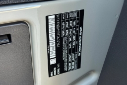 Mercedes-Benz Sprinter Crew Van Standard Roof 4-Cyl Diesel HO 2500 Standard Roof I4 Diesel HO 144" RWD 2026