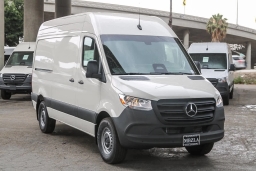Mercedes-Benz Sprinter Cargo Van Standard Roof 4-Cyl Diesel HO 2500 Standard Roof I4 Diesel HO 144" RWD 2025