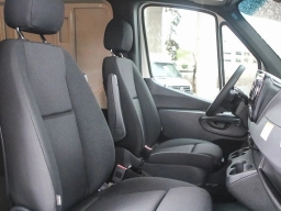 Mercedes-Benz Sprinter Cargo Van Standard Roof 4-Cyl Diesel HO 2500 Standard Roof I4 Diesel HO 144" RWD 2025