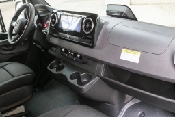 Mercedes-Benz Sprinter Cargo Van Standard Roof 4-Cyl Diesel HO 2500 Standard Roof I4 Diesel HO 144" RWD 2025