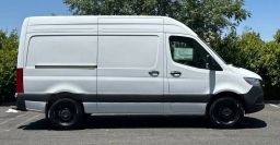 Mercedes-Benz Sprinter Cargo Van Standard Roof 4-Cyl Diesel HO 2500 Standard Roof I4 Diesel HO 144" RWD 2025