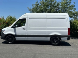 Mercedes-Benz Sprinter Cargo Van Standard Roof 4-Cyl Diesel HO 2500 Standard Roof I4 Diesel HO 144" RWD 2025