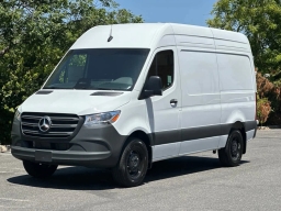 Mercedes-Benz Sprinter Cargo Van Standard Roof 4-Cyl Diesel HO 2500 Standard Roof I4 Diesel HO 144" RWD 2025