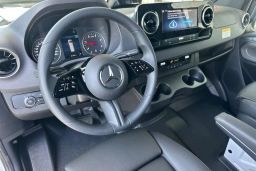 Mercedes-Benz Sprinter Cargo Van Standard Roof 4-Cyl Diesel HO 2500 Standard Roof I4 Diesel HO 144" RWD 2025