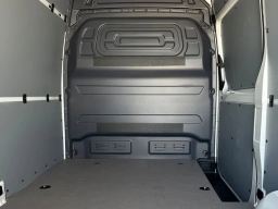 Mercedes-Benz Sprinter Cargo Van Standard Roof 4-Cyl Diesel HO 2500 Standard Roof I4 Diesel HO 144" RWD 2025