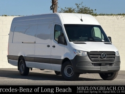 Mercedes-Benz Sprinter Crew Van Standard Roof 4-Cyl Diesel HO 2500 Standard Roof I4 Diesel HO 144" RWD 2026