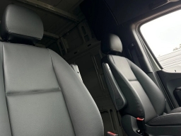 Mercedes-Benz Sprinter Crew Van Standard Roof 4-Cyl Diesel HO 2500 Standard Roof I4 Diesel HO 144" AWD 2026