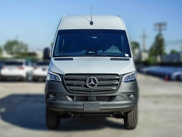Mercedes-Benz Sprinter Crew Van Standard Roof 4-Cyl Diesel HO 2500 Standard Roof I4 Diesel HO 144" AWD 2026