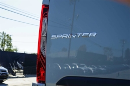 Mercedes-Benz Sprinter Crew Van Standard Roof 4-Cyl Diesel HO 2500 Standard Roof I4 Diesel HO 144" AWD 2026