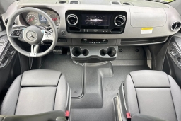 Mercedes-Benz Sprinter Crew Van Standard Roof 4-Cyl Diesel HO 2500 Standard Roof I4 Diesel HO 144" AWD 2026