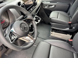 Mercedes-Benz Sprinter Crew Van Standard Roof 4-Cyl Diesel HO 2500 Standard Roof I4 Diesel HO 144" AWD 2026