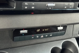 Mercedes-Benz Sprinter Crew Van Standard Roof 4-Cyl Diesel HO 2500 Standard Roof I4 Diesel HO 144" AWD 2026