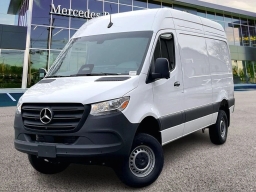 Mercedes-Benz Sprinter Crew Van Standard Roof 4-Cyl Diesel HO 2500 Standard Roof I4 Diesel HO 144" AWD 2026