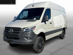Mercedes-Benz Sprinter Crew Van Standard Roof 4-Cyl Diesel HO 2500 Standard Roof I4 Diesel HO 144" AWD 2026