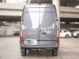 Mercedes-Benz Sprinter Crew Van Standard Roof 4-Cyl Diesel HO 2500 Standard Roof I4 Diesel HO 144" AWD 2026