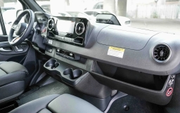 Mercedes-Benz Sprinter Crew Van Standard Roof 4-Cyl Diesel HO 2500 Standard Roof I4 Diesel HO 144" AWD 2026