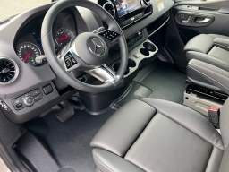 Mercedes-Benz Sprinter Crew Van Standard Roof 4-Cyl Diesel HO 2500 Standard Roof I4 Diesel HO 144" AWD 2026