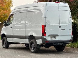 Mercedes-Benz Sprinter Crew Van Standard Roof 4-Cyl Diesel HO 2500 Standard Roof I4 Diesel HO 144" AWD 2026