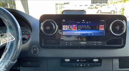 Mercedes-Benz Sprinter Crew Van Standard Roof 4-Cyl Diesel HO 2500 Standard Roof I4 Diesel HO 144" AWD 2026