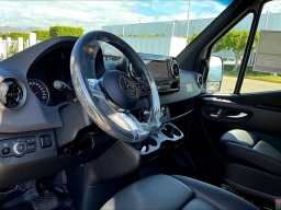 Mercedes-Benz Sprinter Crew Van Standard Roof 4-Cyl Diesel HO 2500 Standard Roof I4 Diesel HO 144" AWD 2026