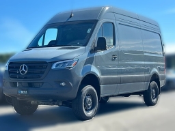 Mercedes-Benz Sprinter Crew Van Standard Roof 4-Cyl Diesel HO 2500 Standard Roof I4 Diesel HO 144" AWD 2026