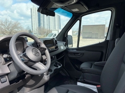 Mercedes-Benz Sprinter Cargo Van Standard Roof 4-Cyl Diesel HO 2500 Standard Roof I4 Diesel HO 144" AWD 2025