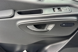 Mercedes-Benz Sprinter Crew Van Standard Roof 4-Cyl Diesel HO 2500 Standard Roof I4 Diesel HO 144" AWD 2026