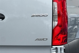Mercedes-Benz Sprinter Crew Van Standard Roof 4-Cyl Diesel HO 2500 Standard Roof I4 Diesel HO 144" AWD 2026