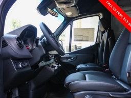 Mercedes-Benz Sprinter Crew Van High Roof 4-Cyl Diesel HO 2500 High Roof I4 Diesel HO 170" RWD 2024