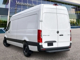 Mercedes-Benz Sprinter Crew Van High Roof 4-Cyl Diesel HO 2500 High Roof I4 Diesel HO 170" RWD 2026