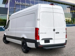 Mercedes-Benz Sprinter Crew Van High Roof 4-Cyl Diesel HO 2500 High Roof I4 Diesel HO 170" RWD 2026
