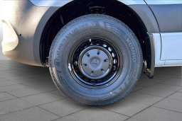 Mercedes-Benz Sprinter Crew Van High Roof 4-Cyl Diesel HO 2500 High Roof I4 Diesel HO 170" RWD 2026