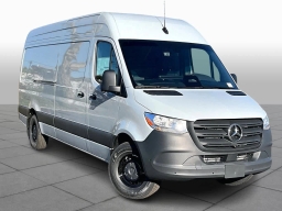 Mercedes-Benz Sprinter Crew Van High Roof 4-Cyl Diesel HO 2500 High Roof I4 Diesel HO 170" RWD 2026