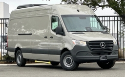 Mercedes-Benz Sprinter Cargo Van High Roof 4-Cyl Diesel HO 2500 High Roof I4 Diesel HO 170" RWD 2025