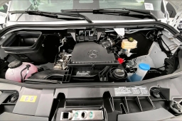 Mercedes-Benz Sprinter Crew Van High Roof 4-Cyl Diesel HO 2500 High Roof I4 Diesel HO 170" RWD 2026