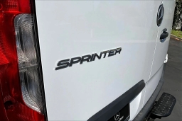 Mercedes-Benz Sprinter Crew Van High Roof 4-Cyl Diesel HO 2500 High Roof I4 Diesel HO 170" RWD 2026
