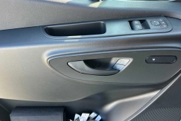 Mercedes-Benz Sprinter Crew Van High Roof 4-Cyl Diesel HO 2500 High Roof I4 Diesel HO 170" RWD 2026