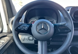 Mercedes-Benz Sprinter Crew Van High Roof 4-Cyl Diesel HO 2500 High Roof I4 Diesel HO 170" RWD 2026