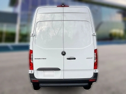 Mercedes-Benz Sprinter Crew Van High Roof 4-Cyl Diesel HO 2500 High Roof I4 Diesel HO 170" RWD 2026