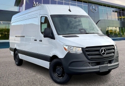 Mercedes-Benz Sprinter Crew Van High Roof 4-Cyl Diesel HO 2500 High Roof I4 Diesel HO 170" RWD 2026
