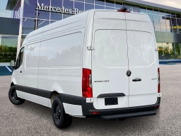 Mercedes-Benz Sprinter Crew Van High Roof 4-Cyl Diesel HO 2500 High Roof I4 Diesel HO 170" RWD 2026