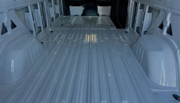 Mercedes-Benz Sprinter Cargo Van High Roof 4-Cyl Diesel HO 2500 High Roof I4 Diesel HO 170" RWD 2025