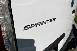 Mercedes-Benz Sprinter Crew Van High Roof 4-Cyl Diesel HO 2500 High Roof I4 Diesel HO 170" RWD 2026