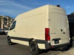 Mercedes-Benz Sprinter Cargo Van High Roof 4-Cyl Diesel HO 2500 High Roof I4 Diesel HO 170" RWD 2025