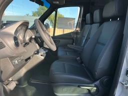 Mercedes-Benz Sprinter Cargo Van High Roof 4-Cyl Diesel HO 2500 High Roof I4 Diesel HO 170" RWD 2025
