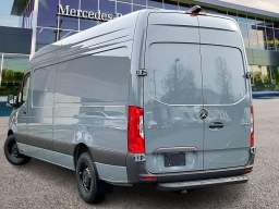 Mercedes-Benz Sprinter Crew Van High Roof 4-Cyl Diesel HO 2500 High Roof I4 Diesel HO 170" RWD 2026