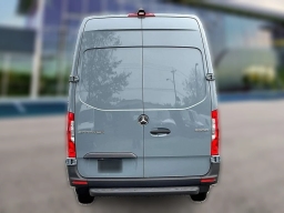 Mercedes-Benz Sprinter Crew Van High Roof 4-Cyl Diesel HO 2500 High Roof I4 Diesel HO 170" RWD 2026