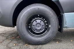 Mercedes-Benz Sprinter Crew Van High Roof 4-Cyl Diesel HO 2500 High Roof I4 Diesel HO 170" RWD 2026