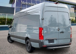 Mercedes-Benz Sprinter Crew Van High Roof 4-Cyl Diesel HO 2500 High Roof I4 Diesel HO 170" RWD 2026