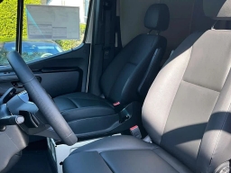 Mercedes-Benz Sprinter Crew Van High Roof 4-Cyl Diesel HO 2500 High Roof I4 Diesel HO 170" AWD 2026